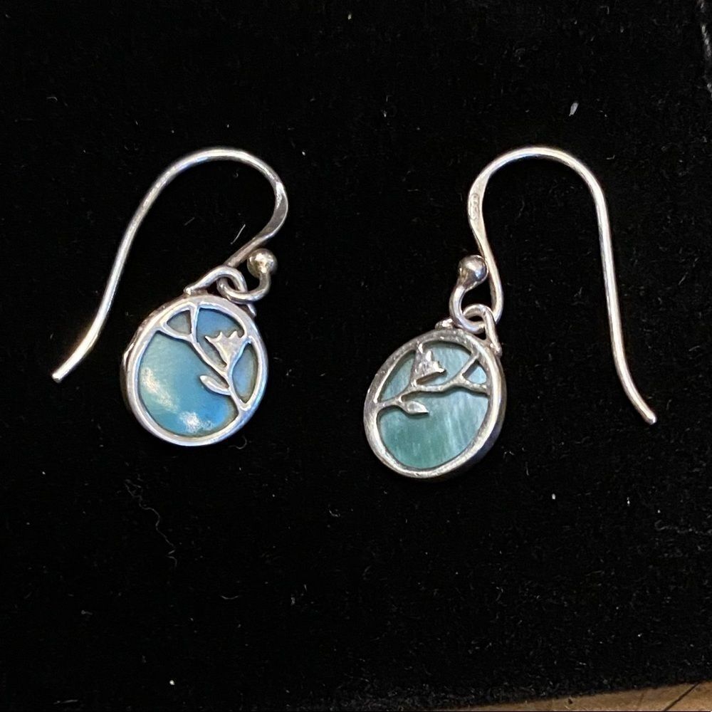 Sterling silver 925 petite floral‎ and blue stone circle dangle earrings